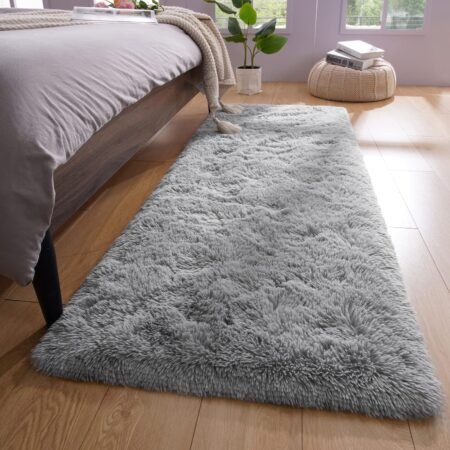 Non-slip long-pile rugs for bedrooms and living rooms