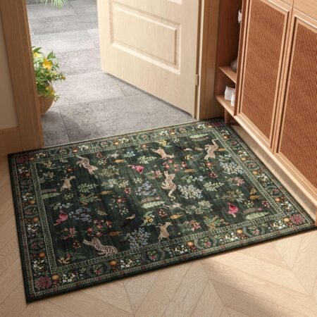 Machine-washable floral and animal pattern small rugs